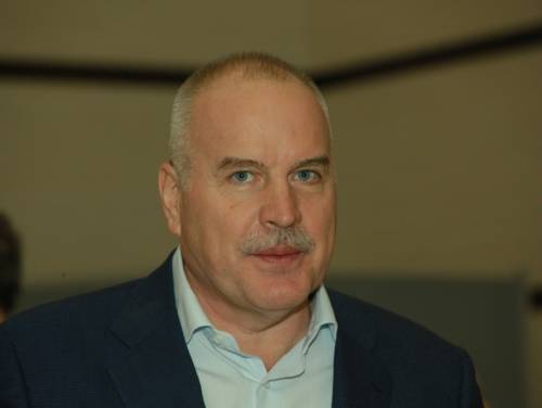 1e222880333fe7b017f22ef9e28feea7