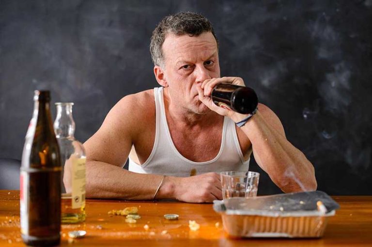 Как выйти из запоя: основные причины и методы лечения