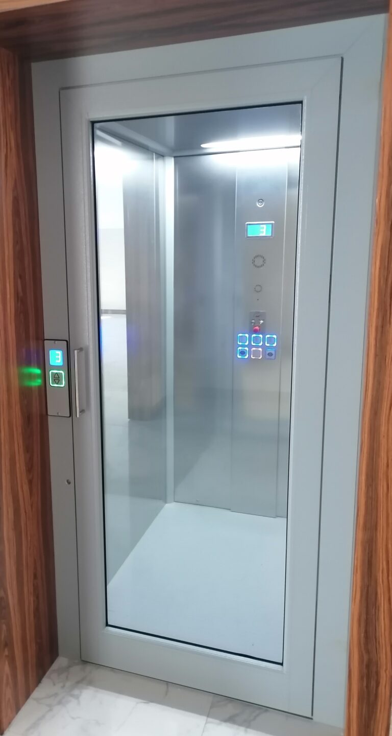 Важность автоматических дверей в лифтах