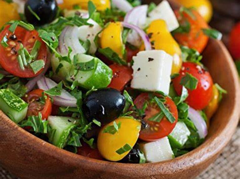 Ингредиенты для греческого салата: