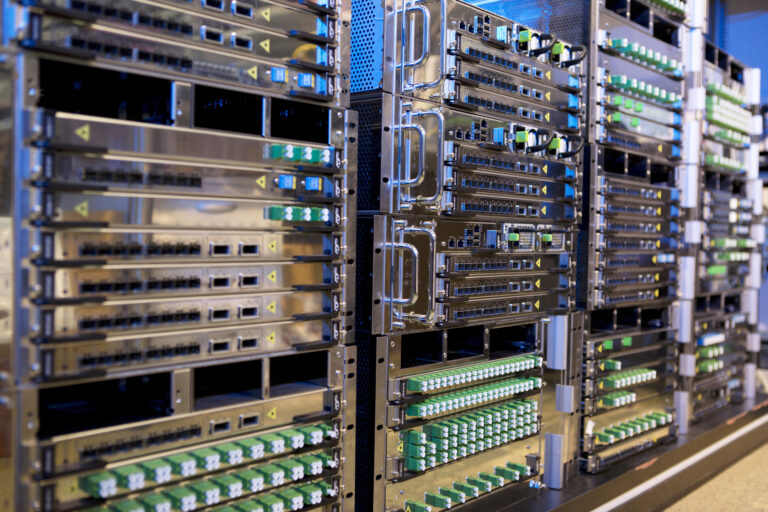 Качественное телекоммуникационное оборудование для вашего интернет-магазина