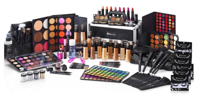 Купить профессиональную косметику: почему это стоит сделать прямо сейчас