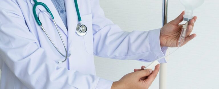 Вывод из запоя: профессиональная помощь для возвращения к здоровой